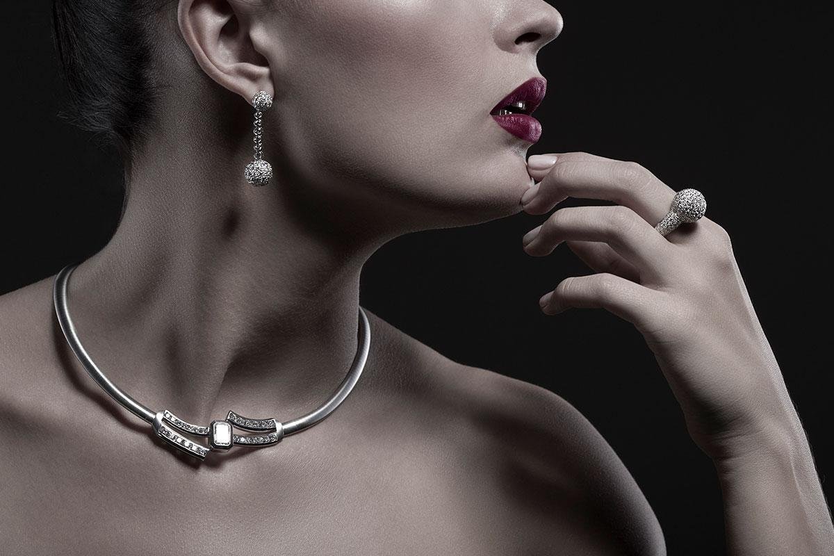 Cadaro Jewelry — Campaign photography built around detail and light.